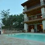 Nephele 3 Bedroom Villa With Private Pool Вилла Акротири