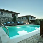 Nephele 3 Bedroom Villa With Private Pool * Акротири