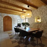 3 Bedroom Nephele Villa - Jootiq Villa *