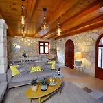 3 Bedroom Nephele Villa - Jootiq Villa