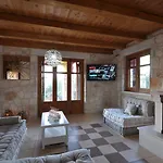 3 Bedroom Nephele Villa - Jootiq Villa