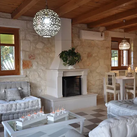 3 Bedroom Nephele Villa - Jootiq *