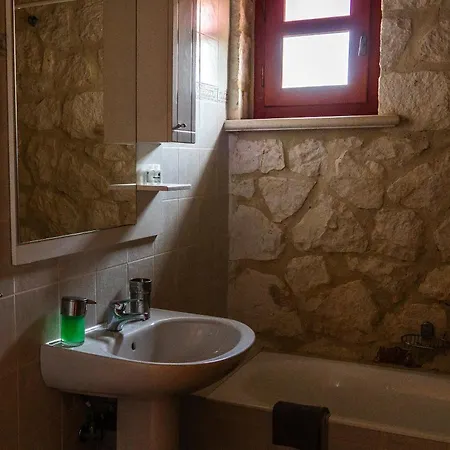 Nephele 3 Bedroom Villa With Private Pool ヴィラ