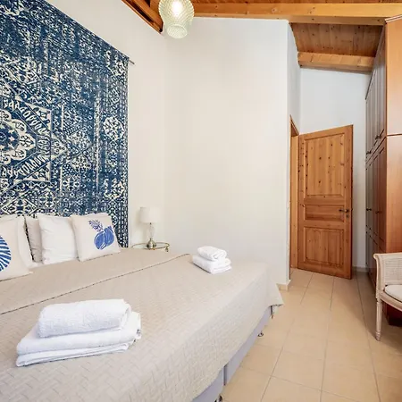 Nephele 3 Bedroom Villa With Private Pool * Akrotiri