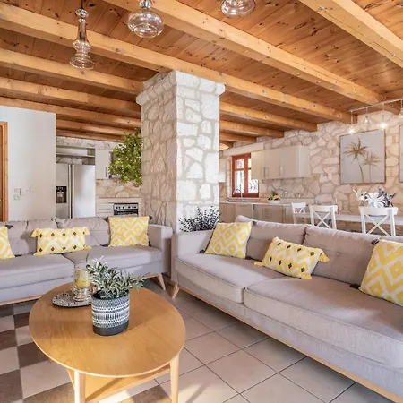 Nephele 3 Bedroom Villa With Private Pool * Akrotiri