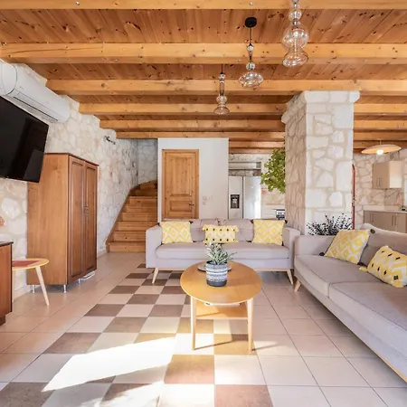 Nephele 3 Bedroom Villa With Private Pool ヴィラ