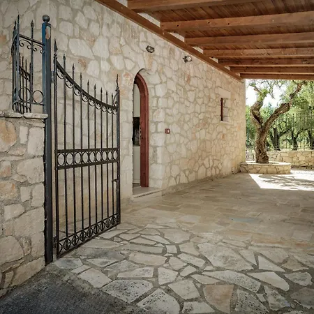 ヴィラ Nephele 3 Bedroom Villa With Private Pool Akrotiri