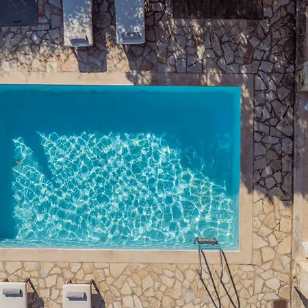 Nephele 3 Bedroom Villa With Private Pool *