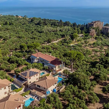 ヴィラ Nephele 3 Bedroom Villa With Private Pool