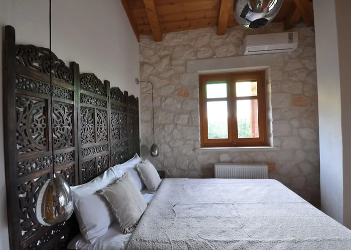 3 Bedroom Nephele Villa - Jootiq 빌라 *