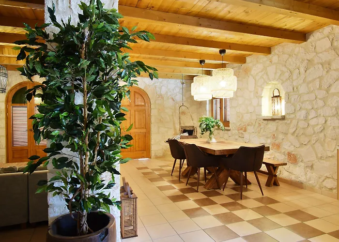 3 Bedroom Nephele Villa - Jootiq *