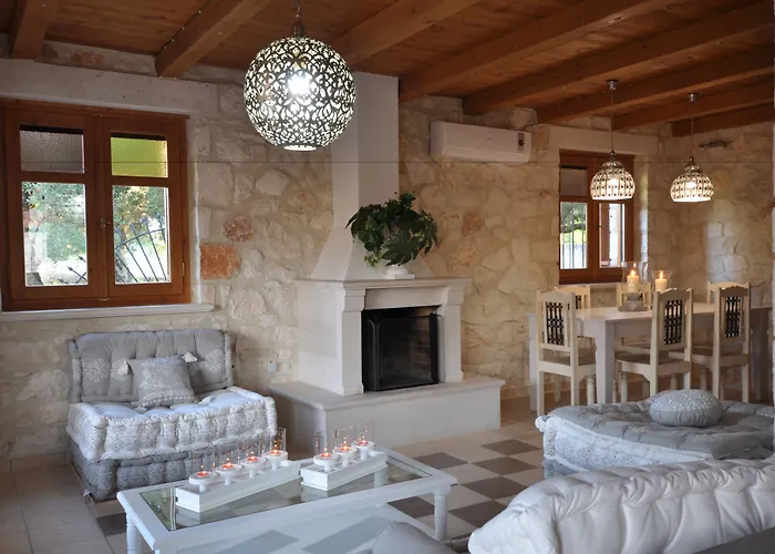 3 Bedroom Nephele Villa - Jootiq *
