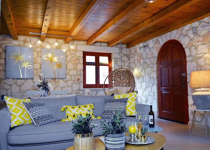 Вилла 3 Bedroom Nephele Villa - Jootiq *